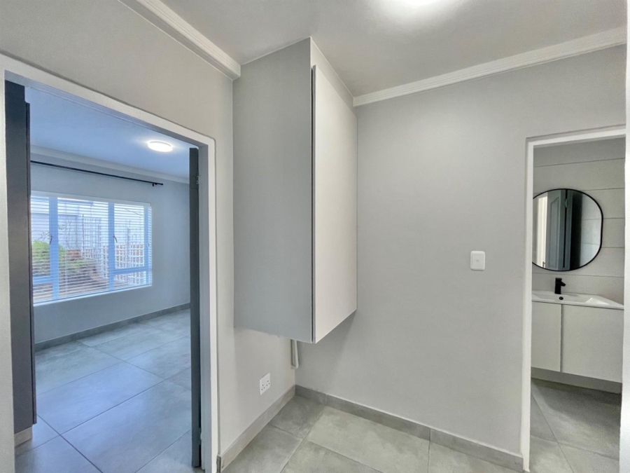 2 Bedroom Property for Sale in Reebok Western Cape